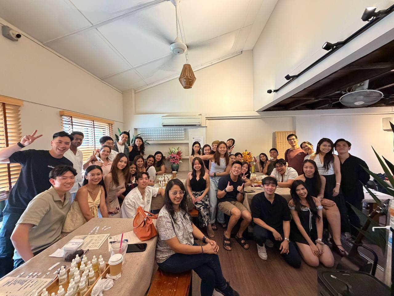 Le-Munity group perfume making workshop experience